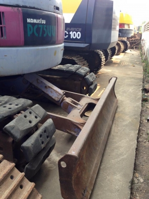 KOMATSU PC75UU-2 รถเก่านำเข้าจากญี่ปุ่นไม่เคยใช้งานในไทย สภาพพร้อมลุยงาน + เอกสารใบแจ้งจำหน่าย ชั่วโมง 3074 ซีเรียล : 12986 ซีเรียลสูง ตัวเดิน : HY-dash เครื่อง : 4D95LE-1 ขนาด : 4 สูบ ปั้ม : Uchida ยูชิดะ -คอลโทรลสั้นน้ำมัน -ระบบไฟครบไฟฟ้าครบ -ขนาดรถ KOMATSU PC75UU-2 รถเก่านำเข้าจากญี่ปุ่นไม่เคยใช้งานในไทย สภาพพร้อมลุยงาน + เอกสารใบแจ้งจำหน่าย ชั่วโมง 3074 ซีเรียล : 12986 ซีเรียลสูง ตัวเดิน : HY-dash เครื่อง : 4D95LE-1 ขนาด : 4 สูบ ปั้ม : Uchida ยูชิดะ -คอลโทรลสั้นน้ำมัน -ระบบไฟครบไฟฟ้าครบ -ขนาดรถ