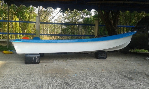 ขายครับ เรือ 13 f