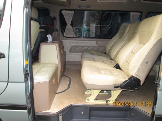 ขายรถตู้ปี2004สีเดิมๆ