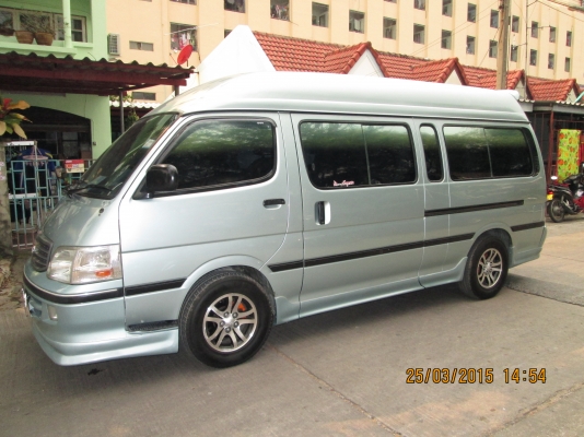 ขายรถตู้ปี2004สีเดิมๆ