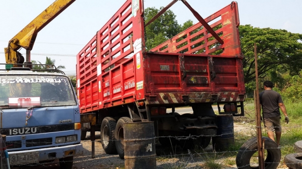 **ขายแล้วครับขอบคุณ Truck2hand ขาย ISUZU NPR-110 6ล้อบรรทุก ISUZU NPR 59L 115ประกอบ วางเครื่อง 4BE1-110แรงฝาดำ (ลงเล่ม) เกียร์สั้น เครื่องดี แรงดี เกียร์สั้นเข้าง่าย ไม่หลุด ช่วงล่างเดิม 5น็อต หน้า-หลัง คัสซีดี ไม่ผุ  กระ