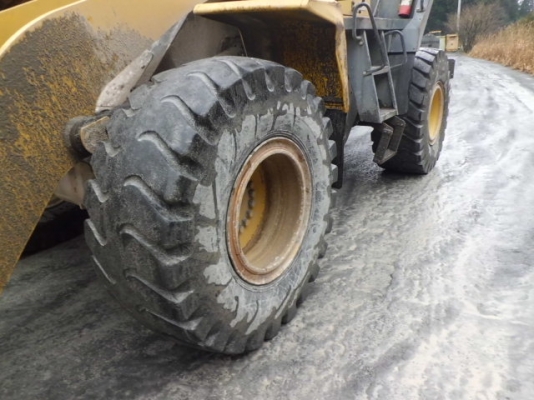 รถตักล้อยาง WA380-5 #***** 10948HR 2002YR Tel : สามภพ ครับ รถตักล้อยาง WA380-5 #***** 10948HR 2002YR Tel : สามภพ ครับ