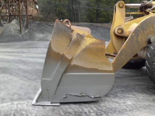 รถตักล้อยาง WA380-5 #***** 10948HR 2002YR Tel : สามภพ ครับ รถตักล้อยาง WA380-5 #***** 10948HR 2002YR Tel : สามภพ ครับ