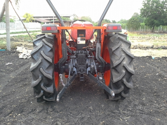 ยากขายครับ4508พร้อมใช้มีอยู่5คันครับสภาพแบบนี้ครับอยู่ไกลมีรถขนส่งครับ