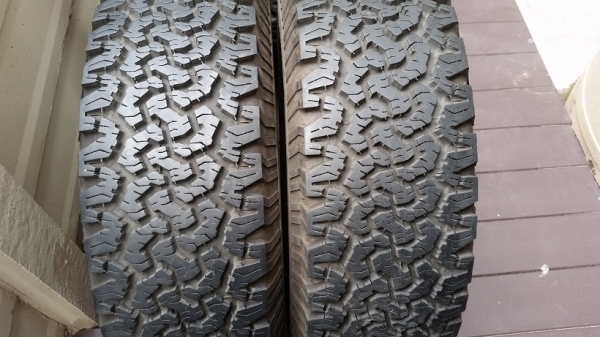 ขายยาง BF All Terrain 265/75R16 สภาพสวยครับ ขายยาง BF All Terrain 265/75R16 สภาพสวยครับ