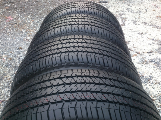 ขายแม็กพร้อมยางป้ายแดง ฟอร์ดเรนเจอร์ 6 รูขอบ18 ยางบริดสโตน265/60R18 ยางสัปดาห์ที่51ปี14 ตุ่มยางสีอยู่ครบใหม่มาก 1 ชุด ขายแม็กพร้อมยางป้ายแดง ฟอร์ดเรนเจอร์ 6 รูขอบ18 ยางบริดสโตน265/60R18 ยางสัปดาห์ที่51ปี14 ตุ่มยางสีอยู่ครบใหม่มาก 1 ชุด