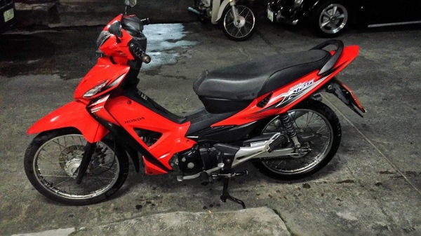 ขายเวฟ125X รถบ้านมือเดียว เอกสารโอน ภาษีไม่ขาดต่อ ชลบุรี