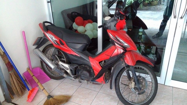 ขายเวฟ125X รถบ้านมือเดียว เอกสารโอน ภาษีไม่ขาดต่อ ชลบุรี