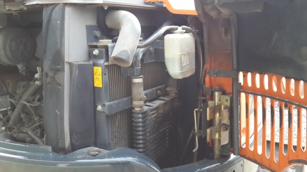 ZX30U รถเก่านอกสวยจัด รุ่นใหม่ทำงานมาแค่ 3000 กว่าชั่วโมง