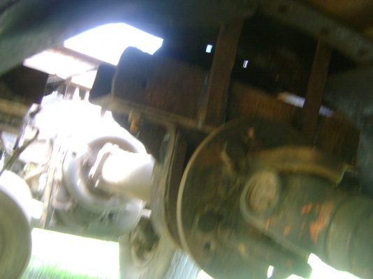 เครื่อง 175 แรง สภาพดี   ขายรถเกี่ยวไปแล้ว ราคาถูกๆ  ราคา  365,000  บาท