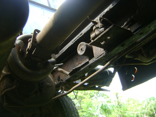 เครื่อง 175 แรง สภาพดี   ขายรถเกี่ยวไปแล้ว ราคาถูกๆ  ราคา  365,000  บาท