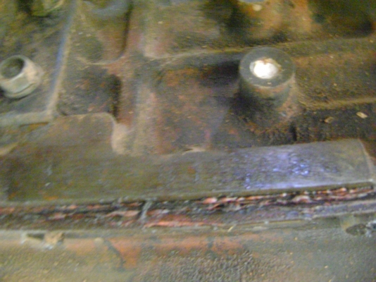 เครื่อง 175 แรง สภาพดี   ขายรถเกี่ยวไปแล้ว ราคาถูกๆ  ราคา  365,000  บาท