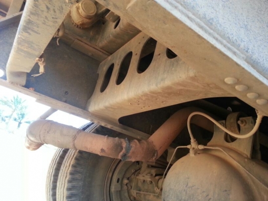 รถอีซูซุ  10  ล้อดั้ม FXZ  270 แรงม้า. ปี 50   สนใจติดต่อ 081 - 6079515