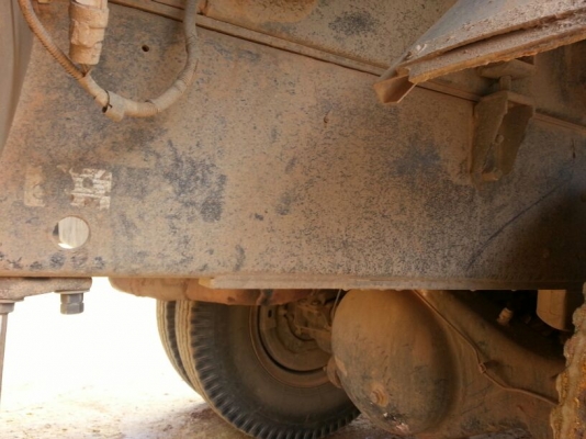 รถอีซูซุ  10  ล้อดั้ม FXZ  270 แรงม้า. ปี 50   สนใจติดต่อ 081 - 6079515