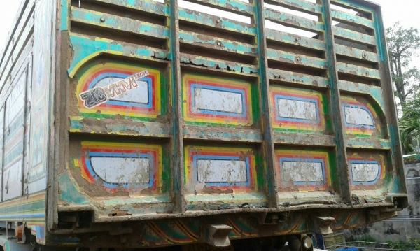 รถฮีโน่ 10 ล้อดั้ม FM2K  260  แรงม้า. ปี 42  ( ขายแม่ , ลูก.  )  สนใจติดต่อ 081 - 6079515