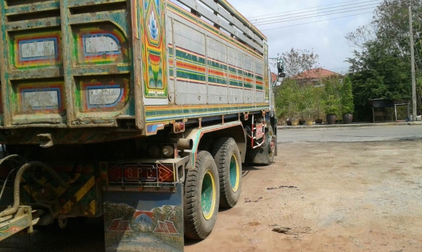 รถฮีโน่ 10 ล้อดั้ม FM2K  260  แรงม้า. ปี 42  ( ขายแม่ , ลูก.  )  สนใจติดต่อ 081 - 6079515