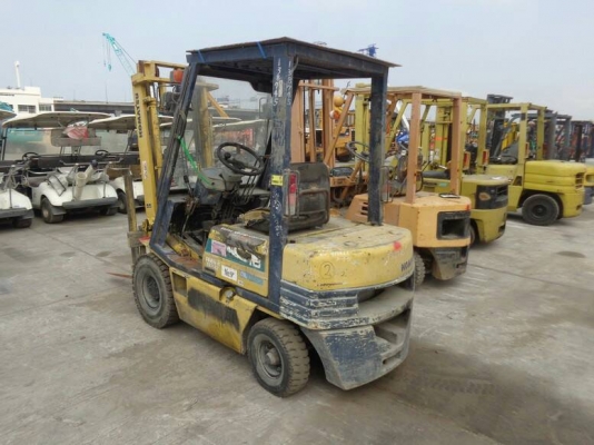 KOMATSU FD18-15ขนาด1.8ตัน เสาสูง3เมตร เกียร์ธรรมดา เครื่องยนต์ดีเซลC240 งาเลื่อนซ้ายขวา รถญี่ปุ่นแท้ 0816161541