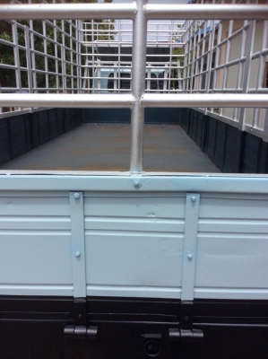 ISUZU Rocky6ล้อ( FTRห้างแท้ )  ยาว7.2 ม. เบรคจิ๊ฟฟี่ พวงมาลัยพาว์เวอร์ เครื่องดี ขับดี ครัทซีสวย พื้นปูเหล็ก รั้วแป๊บสูง  ขาย 650,000 บาท