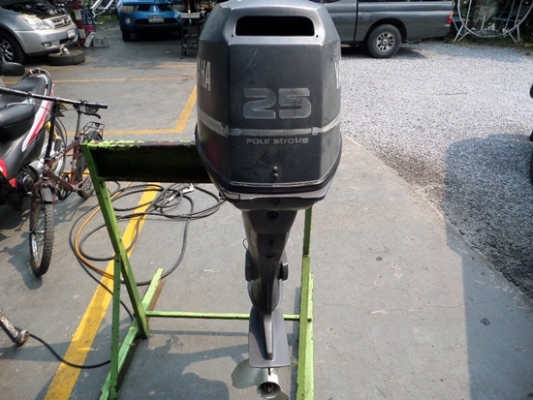 เครื่องเรือYAMAHA 25 แรง 4 จังหวะ สภาพพร้อมใช้