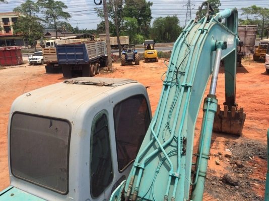 ขายแบคโฮ KOBELCO SK200 YN 10-387XX ทำงาน 12,200 ชั่วโมง ขายตามสภาพ สนใจโทร 081-970-1072