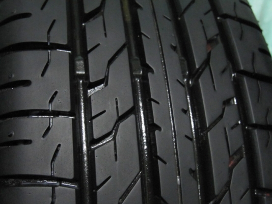 ขายล้อแม็ก HONDA CIVIC พร้อมยางขอบ 15 สภาพน้องๆป้ายแดง