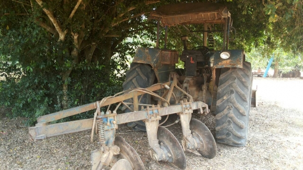 ขายรถไถ FORD 6610 2 เพลา ใบมีดดันหน้า 3 จาน เอกสารเล่มทะเบียน ราคา 500000