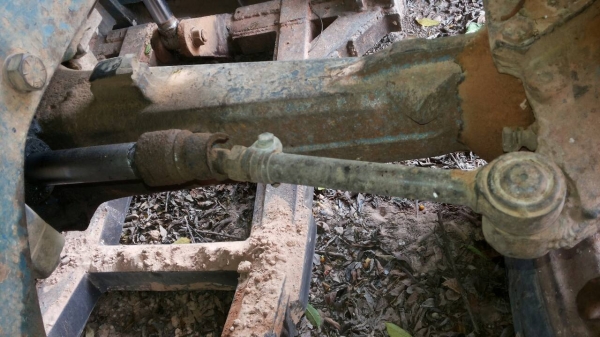 ขายรถไถ FORD 6610 2 เพลา ใบมีดดันหน้า 3 จาน เอกสารเล่มทะเบียน ราคา 500000