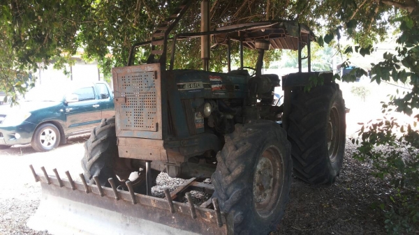 ขายรถไถ FORD 6610 2 เพลา ใบมีดดันหน้า 3 จาน เอกสารเล่มทะเบียน ราคา 500000