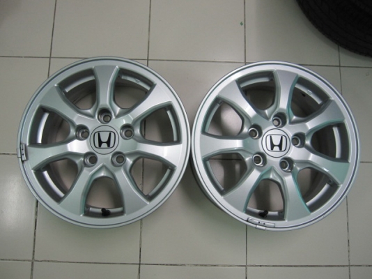 ขายล้อแม็ก HONDA CIVIC ขอบ 15 สภาพใหม่มากๆ สีเดิม ไม่มีซ่อม ไม่มีรอยเบียด