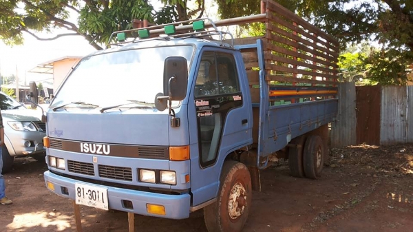 ***ขายแล้วครับขอบคุณ Truck2hand ขาย KS110 6ล้อ ช่วงล่างใหญ่ จอมลุย ISUZU KS 4BD1-110แรง ฝาขาว วางหัวNPR115 ประกอบ(ลงเล่ม) เครื่องเดิม ฝาขาวยอดนิยม เครื่องแรง แน่นดีครับ อึด ทน เกียร์ใหญ่ ลุยๆ เข้าง่ายไม่หลุด ช่วงล่างFหน้า-หลัง คัสซีดี มีเก็บงานมานิดหน่