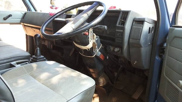 ***ขายแล้วครับขอบคุณ Truck2hand ขาย KS110 6ล้อ ช่วงล่างใหญ่ จอมลุย ISUZU KS 4BD1-110แรง ฝาขาว วางหัวNPR115 ประกอบ(ลงเล่ม) เครื่องเดิม ฝาขาวยอดนิยม เครื่องแรง แน่นดีครับ อึด ทน เกียร์ใหญ่ ลุยๆ เข้าง่ายไม่หลุด ช่วงล่างFหน้า-หลัง คัสซีดี มีเก็บงานมานิดหน่