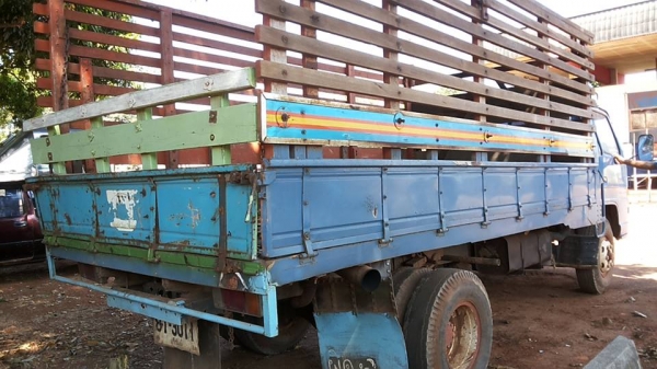 ***ขายแล้วครับขอบคุณ Truck2hand ขาย KS110 6ล้อ ช่วงล่างใหญ่ จอมลุย ISUZU KS 4BD1-110แรง ฝาขาว วางหัวNPR115 ประกอบ(ลงเล่ม) เครื่องเดิม ฝาขาวยอดนิยม เครื่องแรง แน่นดีครับ อึด ทน เกียร์ใหญ่ ลุยๆ เข้าง่ายไม่หลุด ช่วงล่างFหน้า-หลัง คัสซีดี มีเก็บงานมานิดหน่