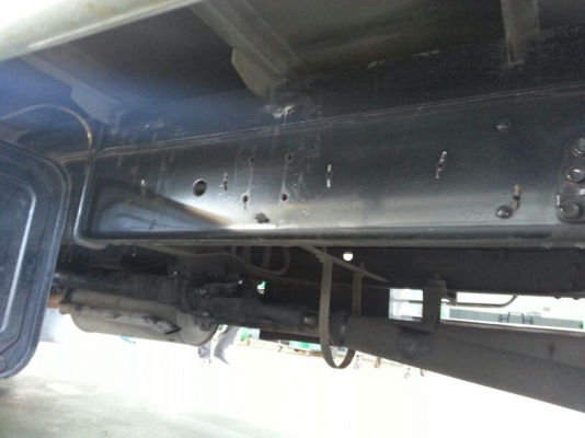 รถอีซูซุ 6 ล้อ ( ไม่ดั้ม )  FRR  190  แรงม้า. ปี 55   สนใจติดต่อ 081 - 6079515