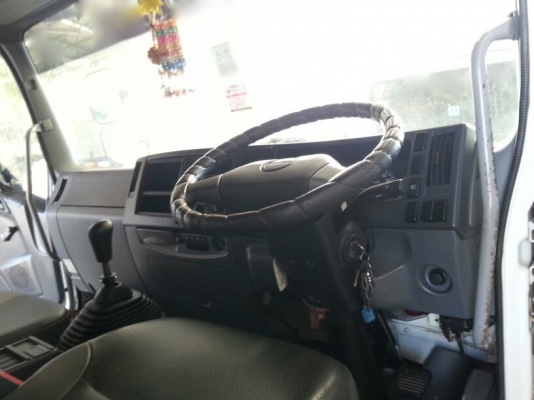 รถอีซูซุ 6 ล้อ ( ไม่ดั้ม )  FRR  190  แรงม้า. ปี 55   สนใจติดต่อ 081 - 6079515