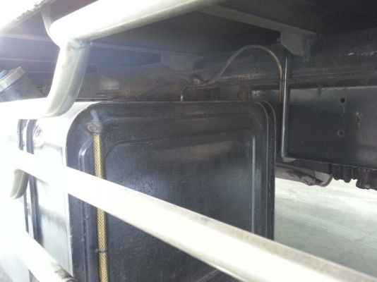 รถอีซูซุ 6 ล้อ ( ไม่ดั้ม )  FRR  190  แรงม้า. ปี 55   สนใจติดต่อ 081 - 6079515