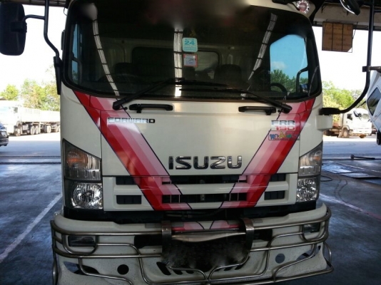 รถอีซูซุ 6 ล้อ ( ไม่ดั้ม )  FRR  190  แรงม้า. ปี 55   สนใจติดต่อ 081 - 6079515