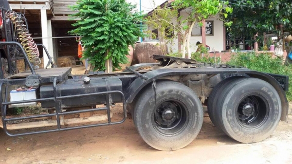 ขาย10ล้อหัวลาก2เพลา ISUZU ROCKY240 นางฟ้า สภาพพร้อมใช้งานเครื่องดี ภายในสวย แอร์เย็น แชชซีสวย ระบบใช้งานปกติ