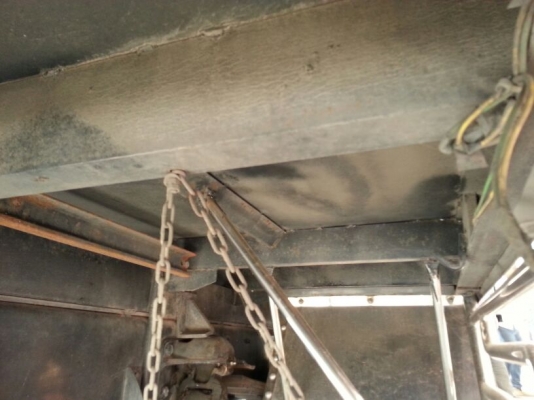 รถอีซูซุ 6 ล้อ ( ไม่ดั้ม )  FRR  190 แรงม้า. ปี 55  ( รถวิ่ง 4xx,xxx กม. )    สนใจติดต่อ  081 - 6079515