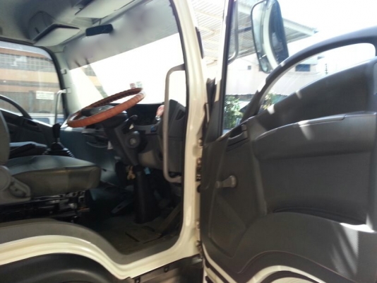 รถอีซูซุ 6 ล้อ ( ไม่ดั้ม )  FRR  190 แรงม้า. ปี 55  ( รถวิ่ง 4xx,xxx กม. )    สนใจติดต่อ  081 - 6079515