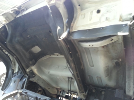 รถอีซูซุ 6 ล้อ ( ไม่ดั้ม )  FRR  190 แรงม้า. ปี 55  ( รถวิ่ง 4xx,xxx กม. )    สนใจติดต่อ  081 - 6079515