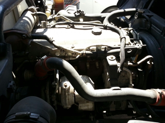 รถอีซูซุ 6 ล้อ ( ไม่ดั้ม )  FRR  190 แรงม้า. ปี 55  ( รถวิ่ง 4xx,xxx กม. )    สนใจติดต่อ  081 - 6079515