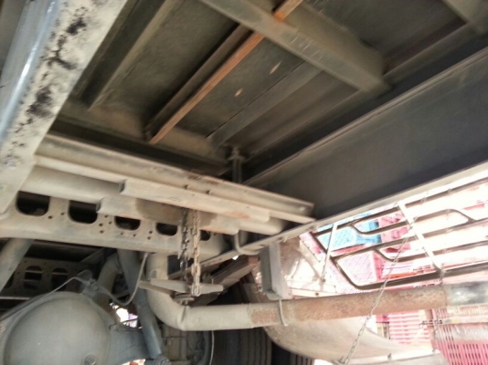 รถอีซูซุ 6 ล้อ ( ไม่ดั้ม )  FRR  190 แรงม้า. ปี 55  ( รถวิ่ง 4xx,xxx กม. )    สนใจติดต่อ  081 - 6079515