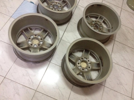 ขายแม็ก AC schnizer germanyแท้ 5รู120 ขอบ16 กว้าง8et35 สภาพดี  ราคา13900บาท โทร0924462525โส