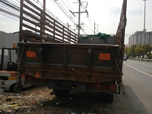 ***ขายแล้วครับขอบคุณ Truck2hand ขาย ISUZU-165 6ล้อใหญ่บรรทุกช่วงยาว ประกอบ ISUZU คัสซีBENZ วางเครื่อง ISUZU 6BD1-165แรง(ใบคุม) หัวROCKY(ยังไม่ลงเล่ม) เครื่องดี แรงดี อึด ไม่จุกจิก เกียร์ดี ไม่หลุดครับ ช่วงล่างแน่น ใหญ่ คัสซีดี ยังสวย ไม่ผุ