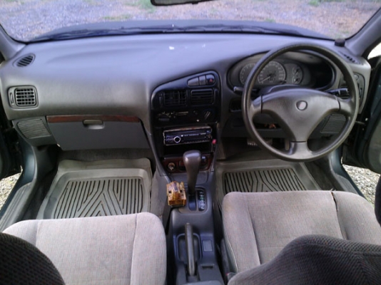 E car ปี96 เครื่องหัวฉีด เกียร์AUTO แอร์เย็น ภายในสวยจัดพร้อมขับ