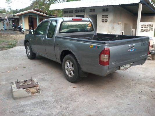 ขายด่วนครับ ISUZU D-MAX CAP 2500 ปี47 สวยแบบเดิมๆ ครับ เอกสารพร้อมโอน
