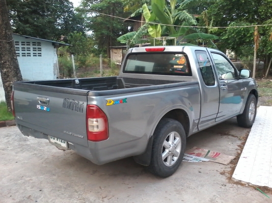 ขายด่วนครับ ISUZU D-MAX CAP 2500 ปี47 สวยแบบเดิมๆ ครับ เอกสารพร้อมโอน