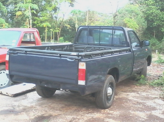 ขายด่วนครับ NASSAN FRONTIER 2.7 กระบะหัวเดียว ครับ เอกสารพร้อมโอน ครับ