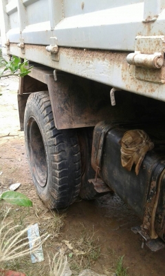 รถดั้มล๊อคกี้  ยาง9  เบรคธรรมดา  พวงมาลัยพาวเวอร์