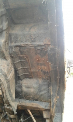 รถดั้มล๊อคกี้  ยาง9  เบรคธรรมดา  พวงมาลัยพาวเวอร์